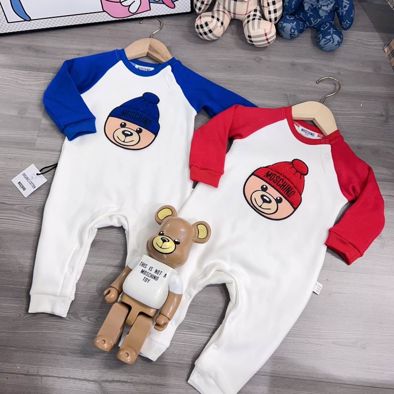 Moschino sz59 66 73 80 90 77